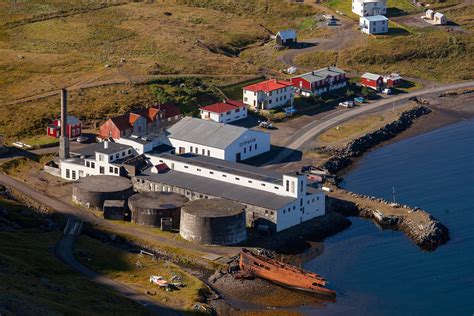 Djúpavík .
